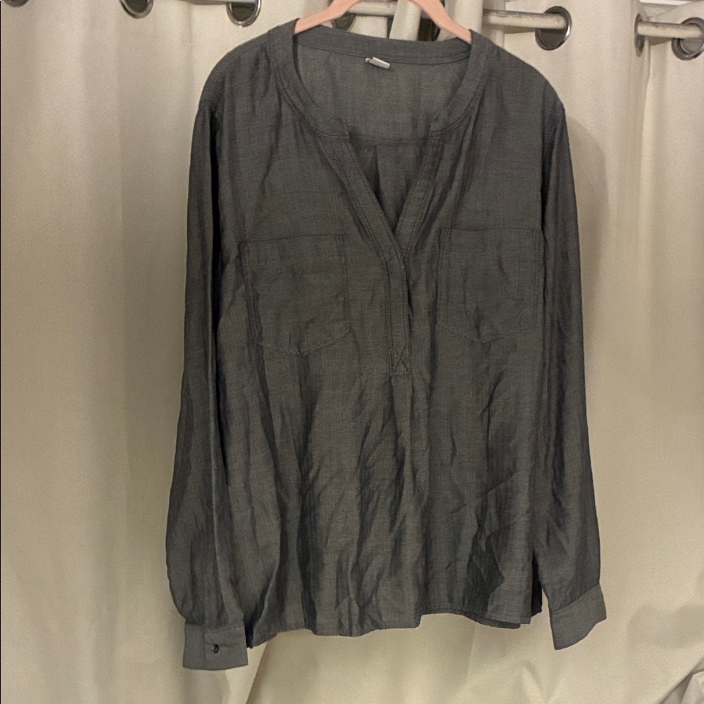 Old Navy Black and White Women's Blouse